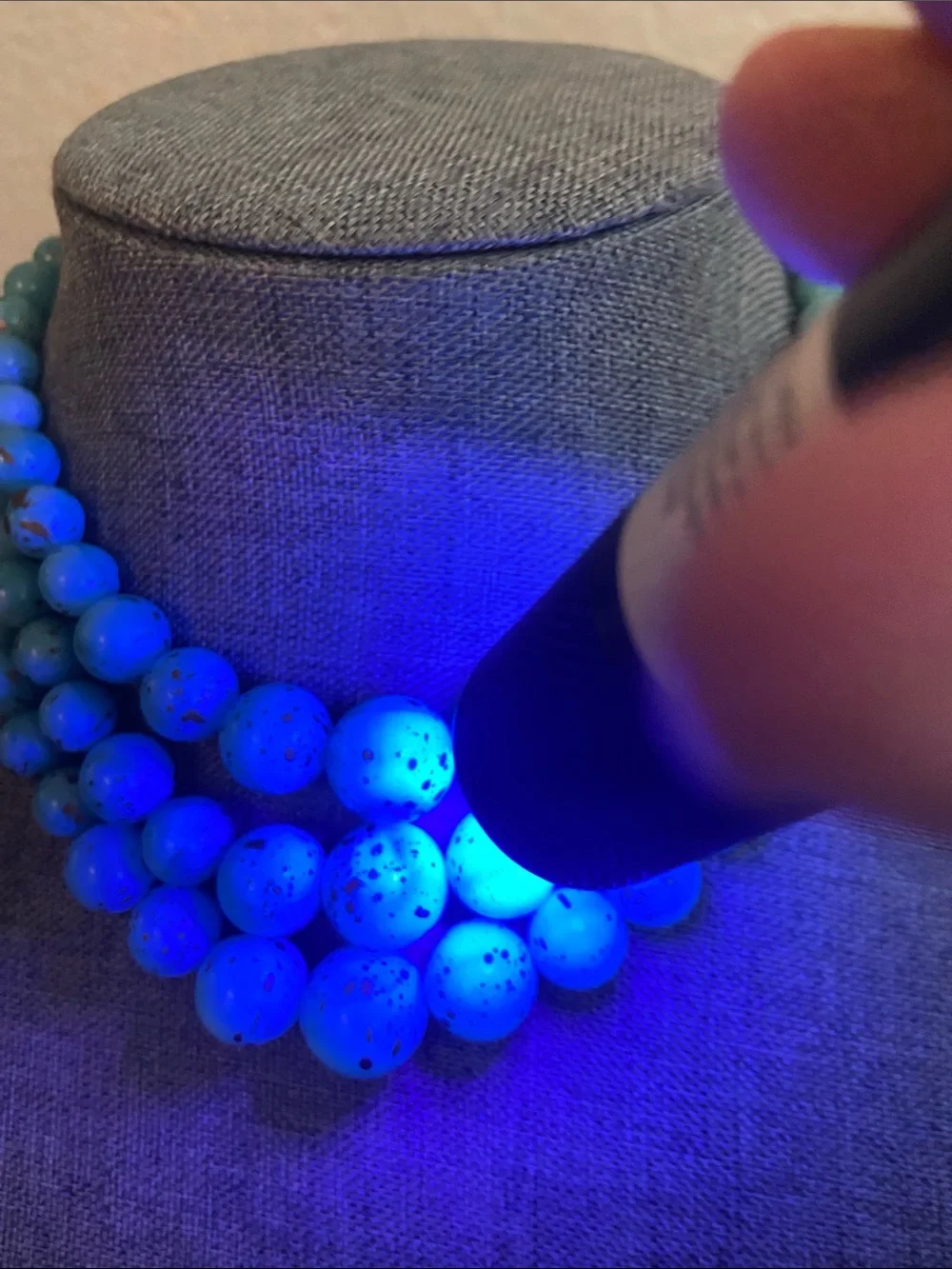 Vintage 50s JAPAN 3 Strand Aqua Blue Speckled GLASS Beads Necklace